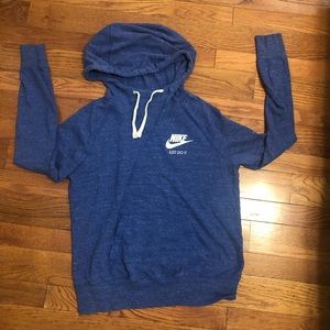 Nike hoodie M